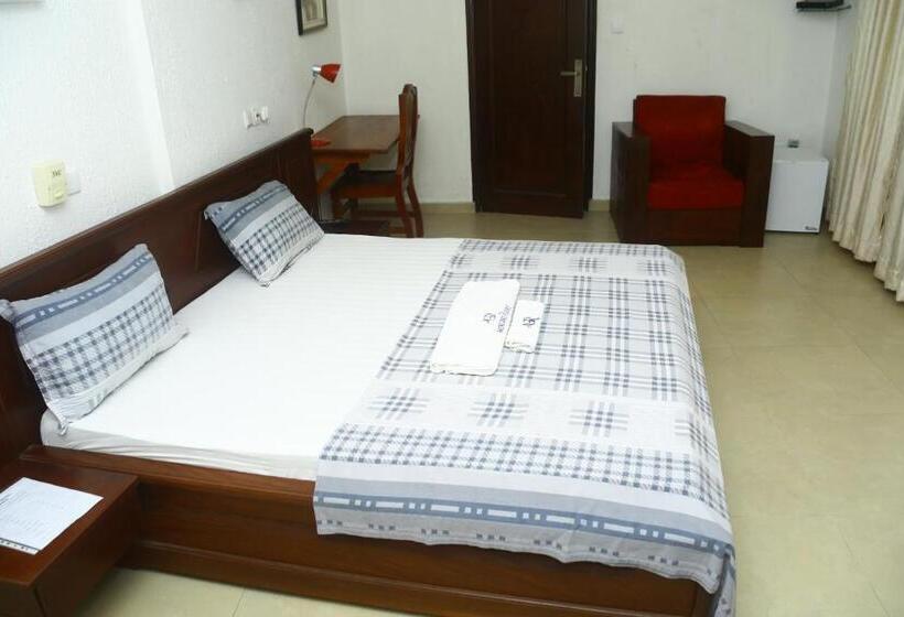 اتاق راحتی سه تخته, Amazing Grace Residence