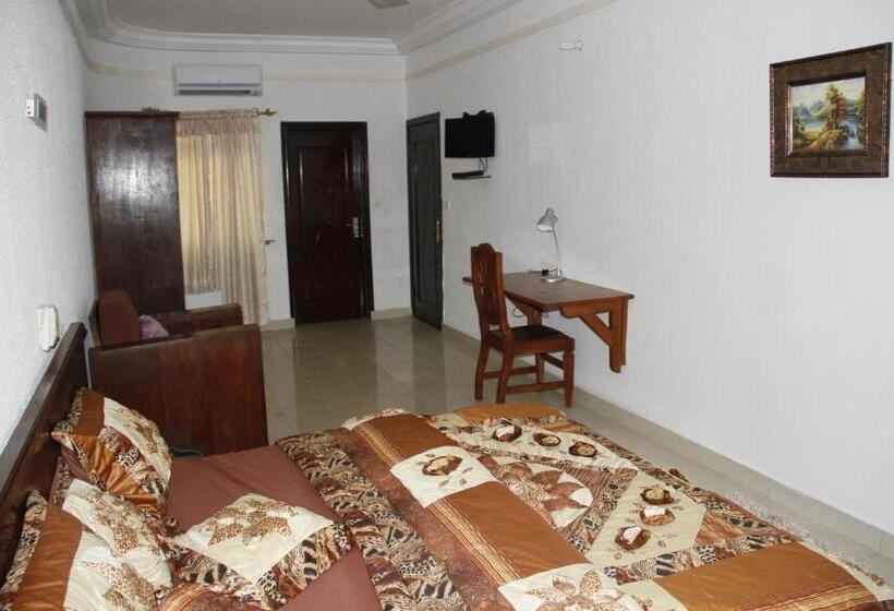 اتاق راحتی سه تخته, Amazing Grace Residence