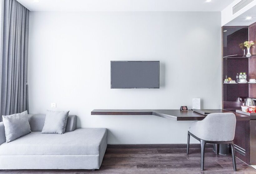 اتاق سوپریور, Everland