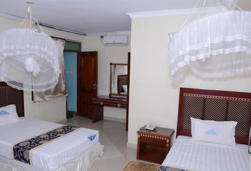 اتاق استاندارد سه نفره, Kilimanjaro Inn Kampala