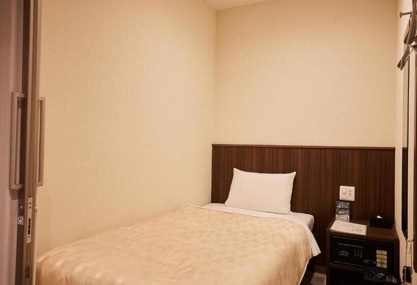 חדר סטנדרד יחיד חדר אמבטיה משותף, Grand Cabin Hotel Naha Oroku