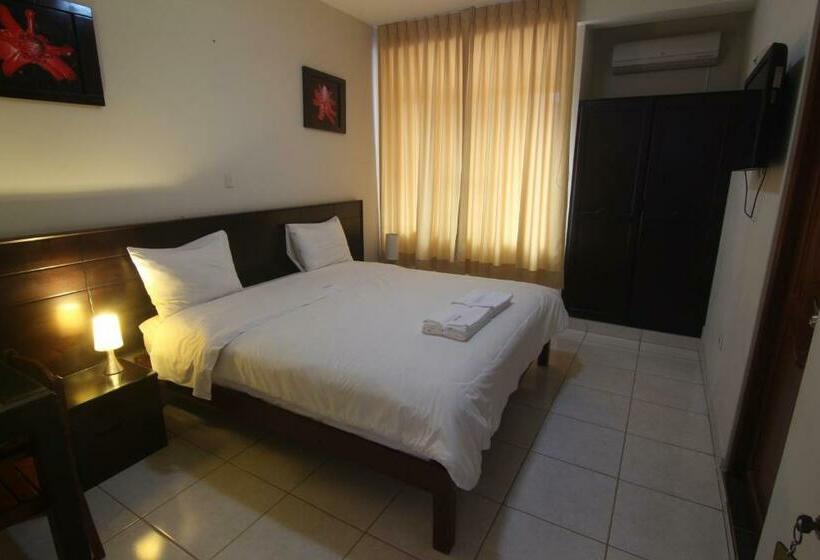 اتاق لوکس با تخت بزرگ, Rio Mayo