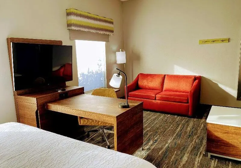 スタンダードルーム, Staybridge Suites Montgomery   Downtown, An Ihg