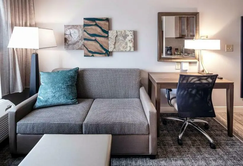 スタンダードスタジオ, Staybridge Suites Montgomery   Downtown, An Ihg