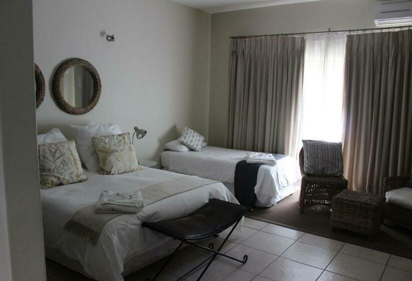 ファミリールーム, Mosate Guest House