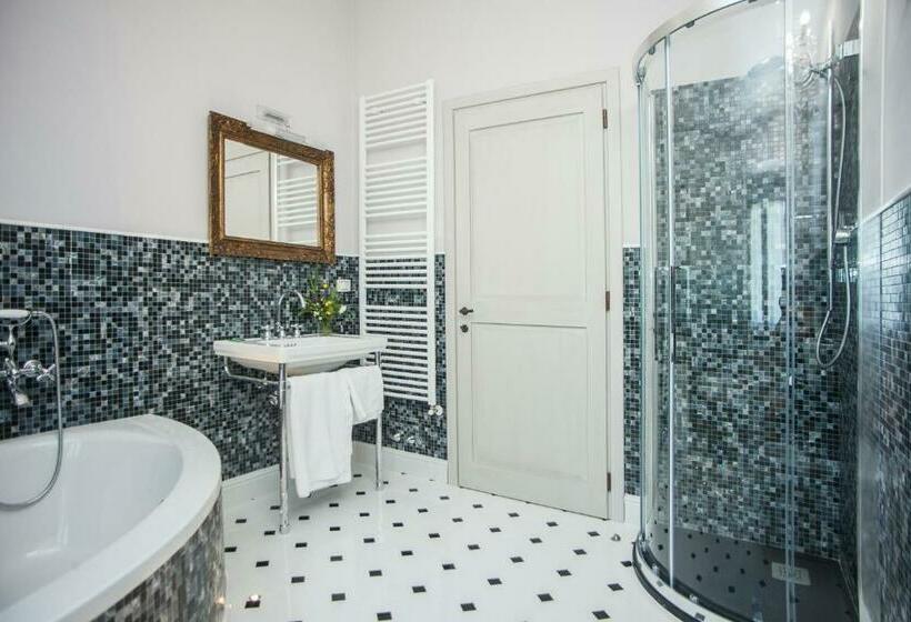 اتاق لوکس, Podere La Contessa B&b