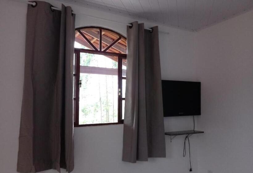 اتاق خانوادگی, Pousada Bergehaus