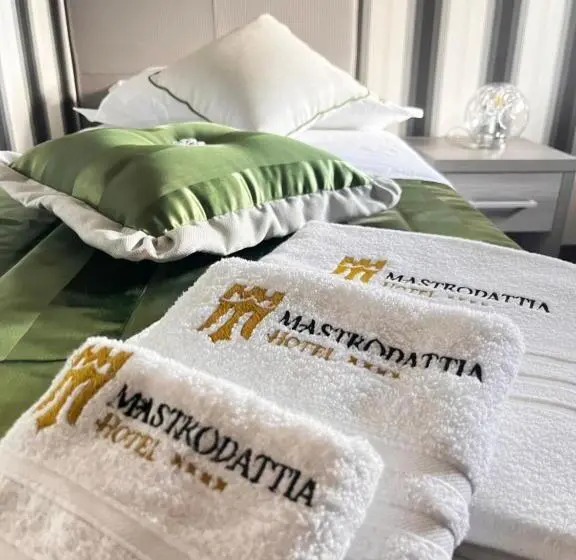 اتاق استاندارد یک نفره, Mastrodattia