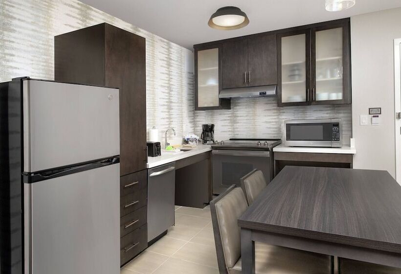 Люкс 2 Спальни, Residence Inn By Marriott Modesto North