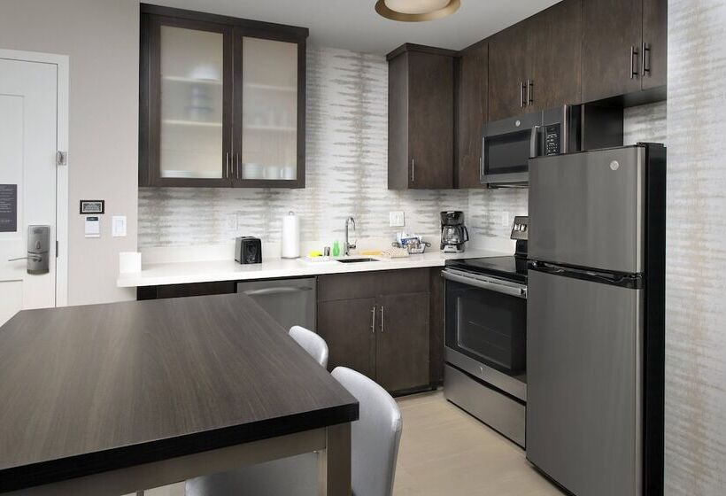Люкс 2 Спальни, Residence Inn By Marriott Modesto North