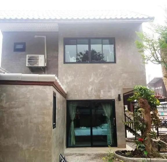 ویلای 1 خوابه با چشم‌انداز باغ, T&p At Pai