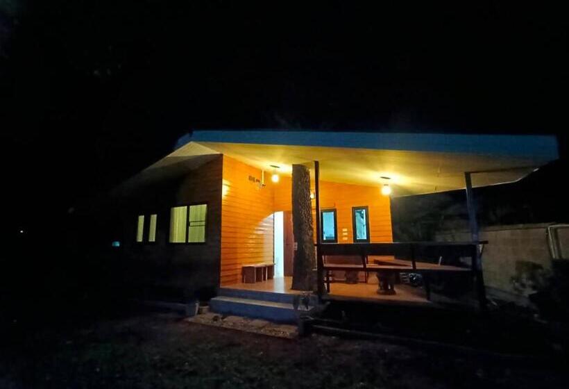 חדר משפחתי נוף לגינה, T&p At Pai