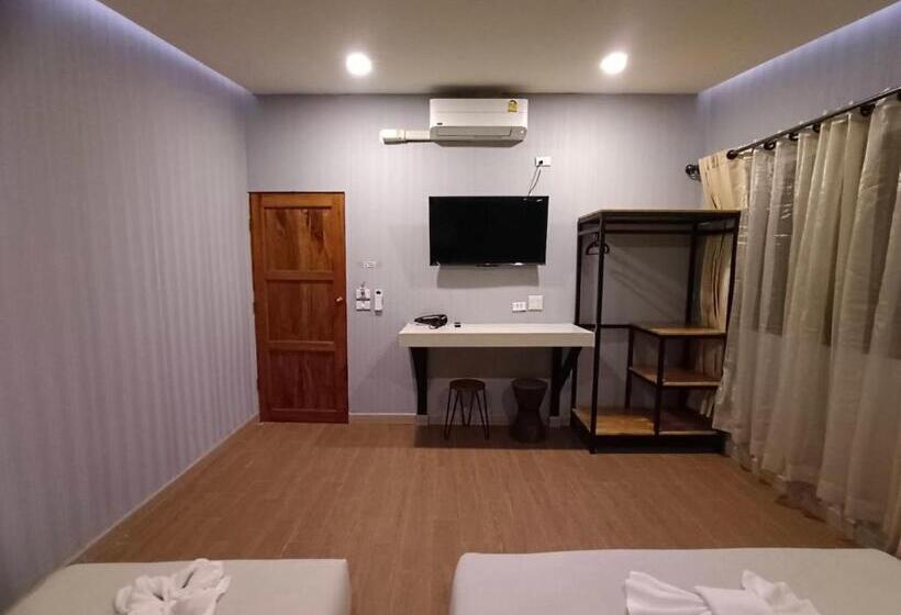 חדר משפחתי נוף לגינה, T&p At Pai