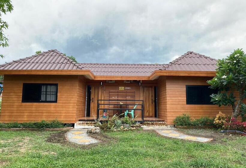 חדר סטנדרט עם מרפסת, T&p At Pai