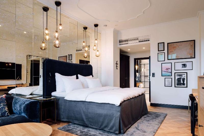 스탠다드 룸 킹사이즈 침대, Amerikalinjen