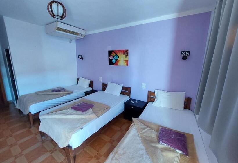 اتاق استاندارد سه نفره, Carmine Hotel Dahab