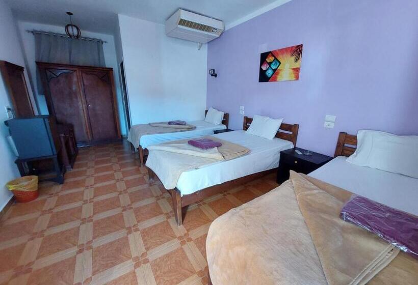 اتاق استاندارد سه نفره, Carmine Hotel Dahab