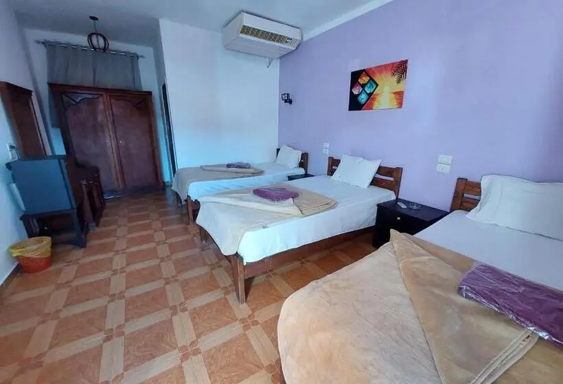اتاق استاندارد سه نفره, Carmine Hotel Dahab