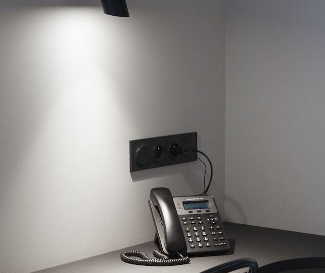 标准单人间, Hôtel Du Maine