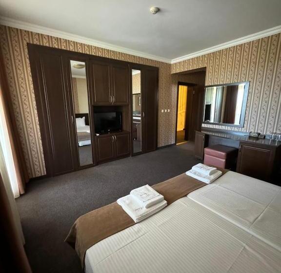 标准间带阳台, Restaurant Almond