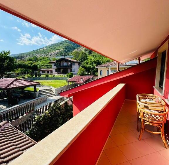 带2个卧室的公寓, Restaurant Almond