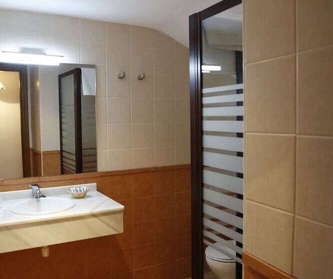 Номер Deluxe, Hostal Caballero