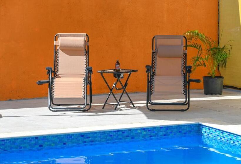 اتاق لوکس, Takuma Boutique Hotel Rooms & Suites Jamaica