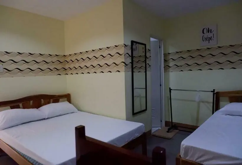 اتاق استاندارد, Nellie S Place