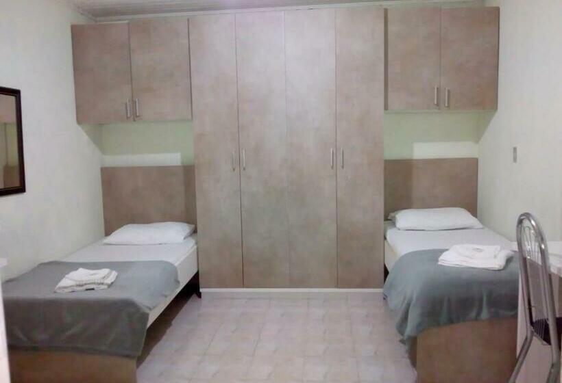 标准间, Hostel Inn Lago