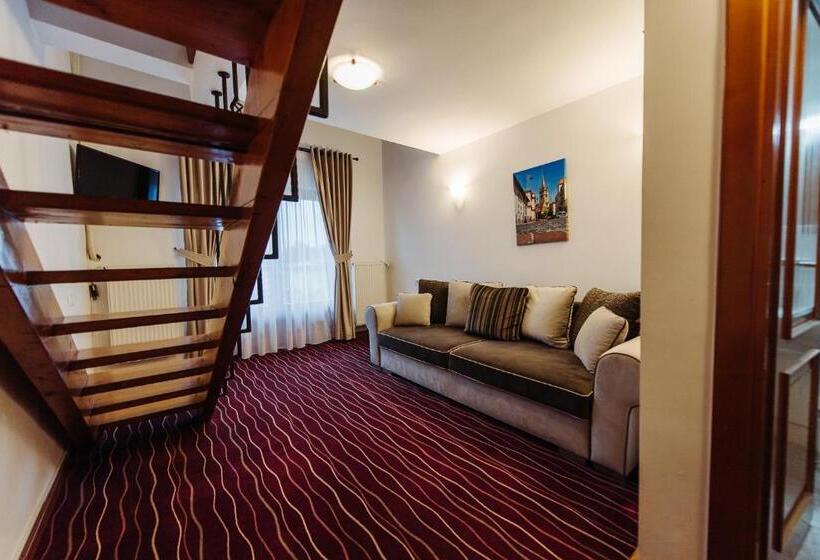 ファミリールーム, Boutique Damiani