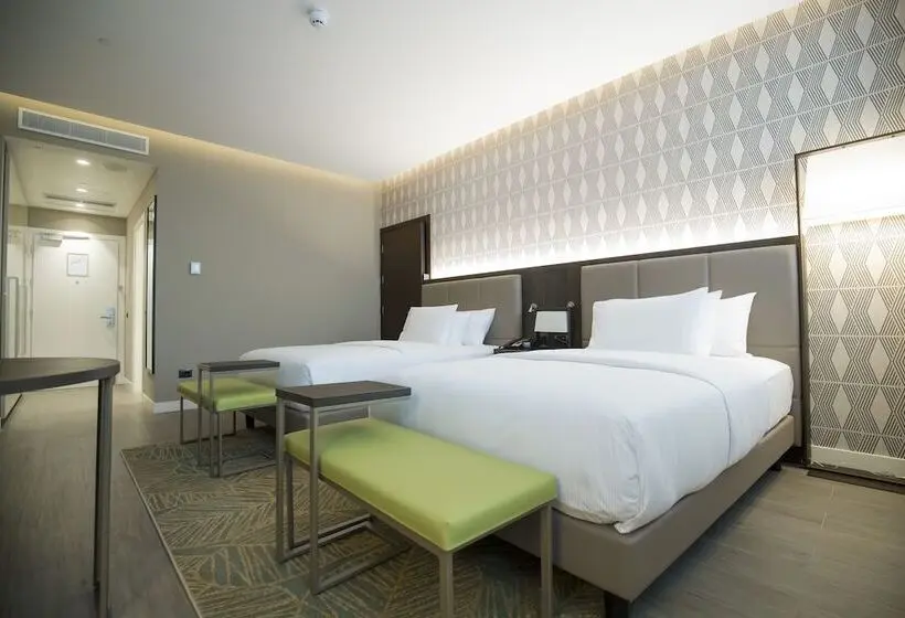 اتاق استاندارد با 2 تخت دوبل, Doubletree By Hilton Pointenoire