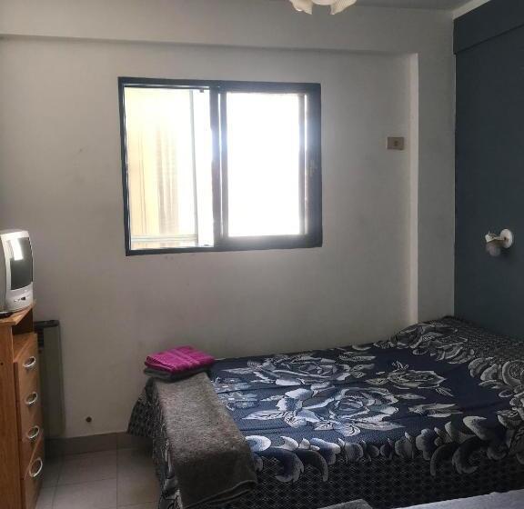 اتاق استاندارد سه نفره, Hostal Del Milagro