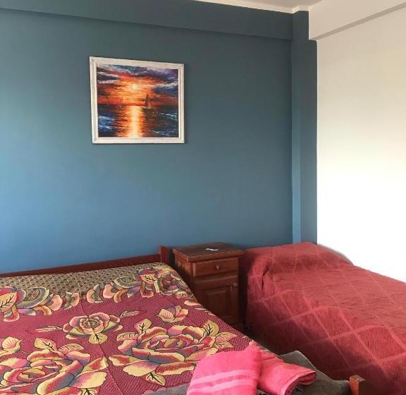 اتاق استاندارد چهار تخته, Hostal Del Milagro