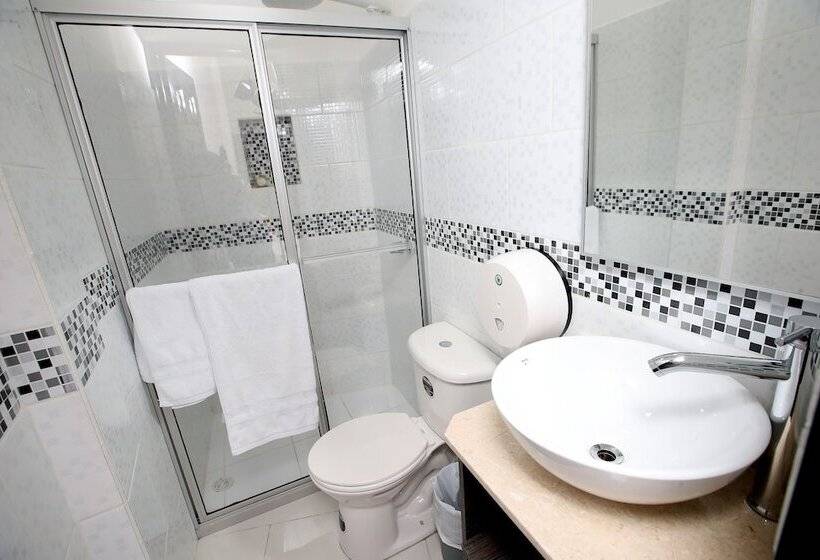 Трехместный Номер Deluxe, Milán Costa Rica