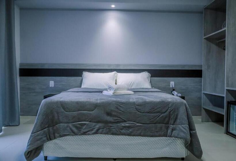 דירת חדר סופריור, Prime Executive