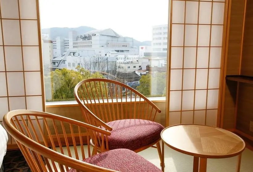デラックスルーム, The Shiroyama Terrace Tsuyama Villa