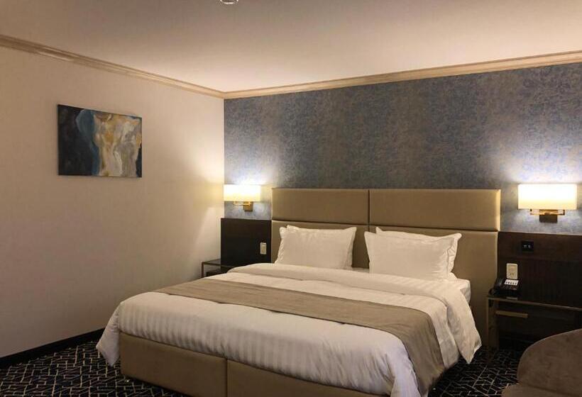 Номер Стандарт с Балконом, Jermuk Hotel And Spa