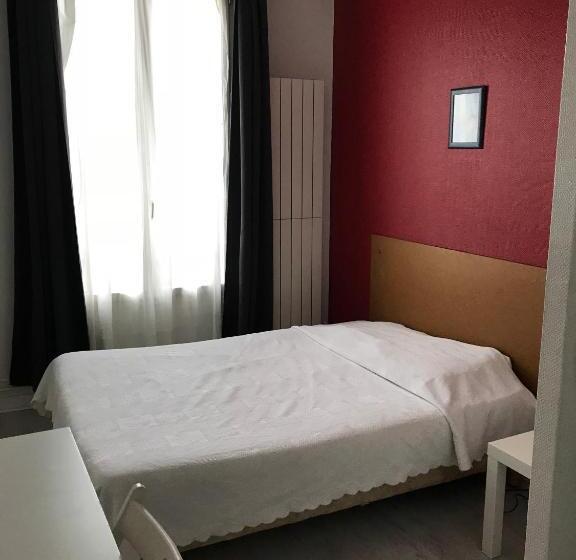 חדר סטנדרט חדר אמבטיה משותף, Moderne