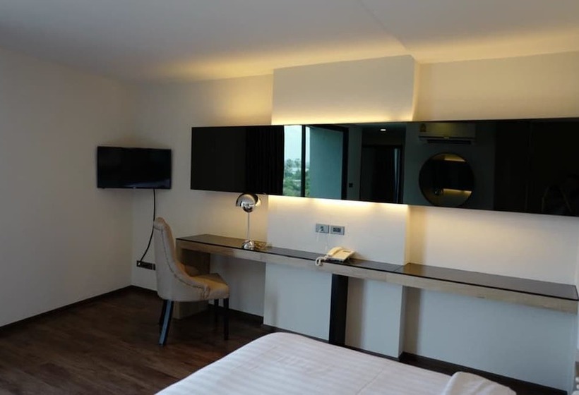 سوییت, The 28th