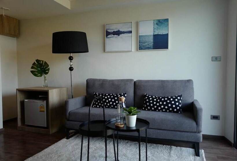 سوییت, The 28th