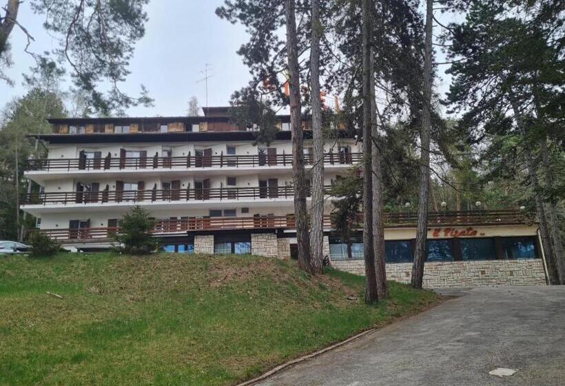 غرفة قياسية مطلة على الجبل, Hostel Il Pirata