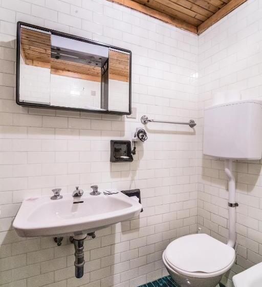 غرفة قياسية رباعية, Hostel Il Pirata