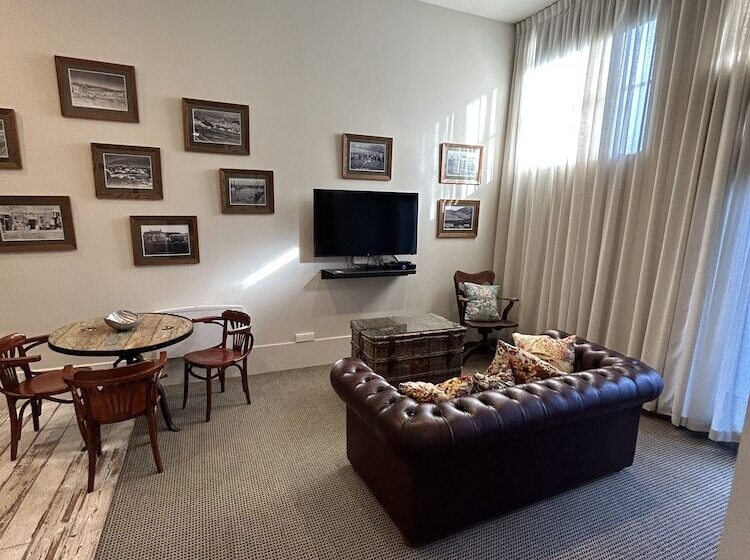 Апартаменты 1 Спальня, Poshtel