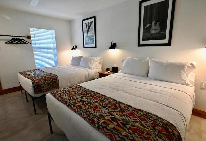 חדר דלוקס, Blanco County Inn & Guesthouses