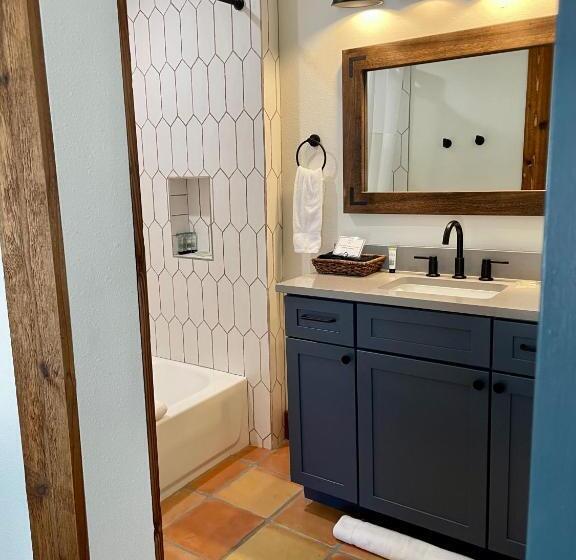 חדר משפחתי דלוקס, Blanco County Inn & Guesthouses