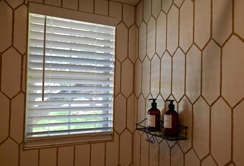 חדר דלוקס, Blanco County Inn & Guesthouses