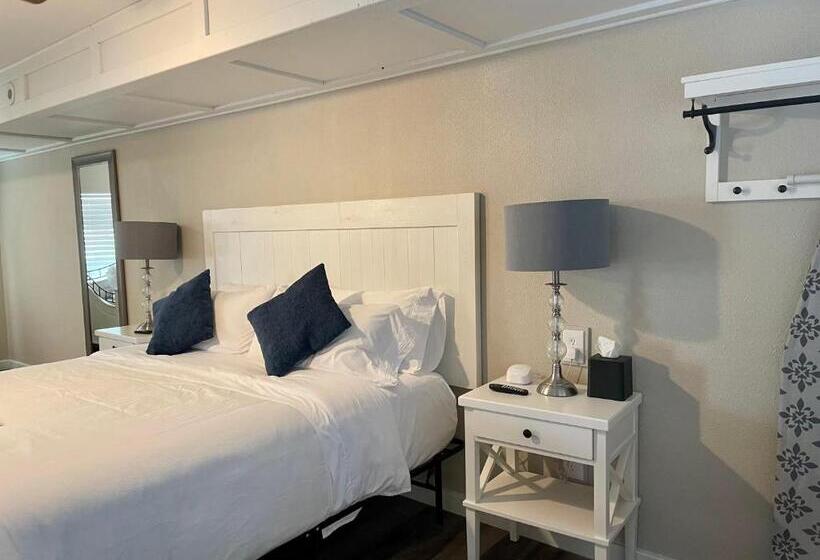 Апартаменты 1 Спальня Нижний Этаж, Blanco County Inn & Guesthouses