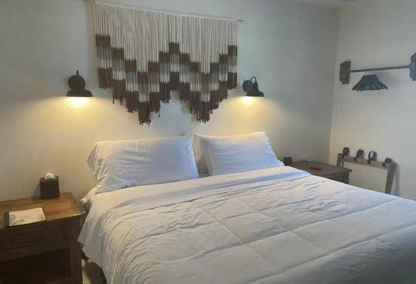 キングサイドベッドのスタンダードワンルーム, Blanco County Inn & Guesthouses