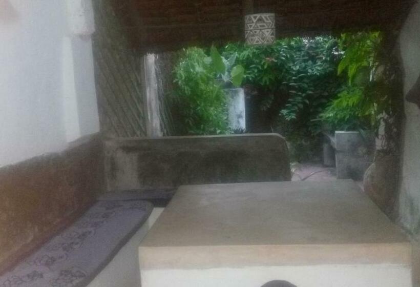 Triple Room Sea View, Wildebeeste Lamu