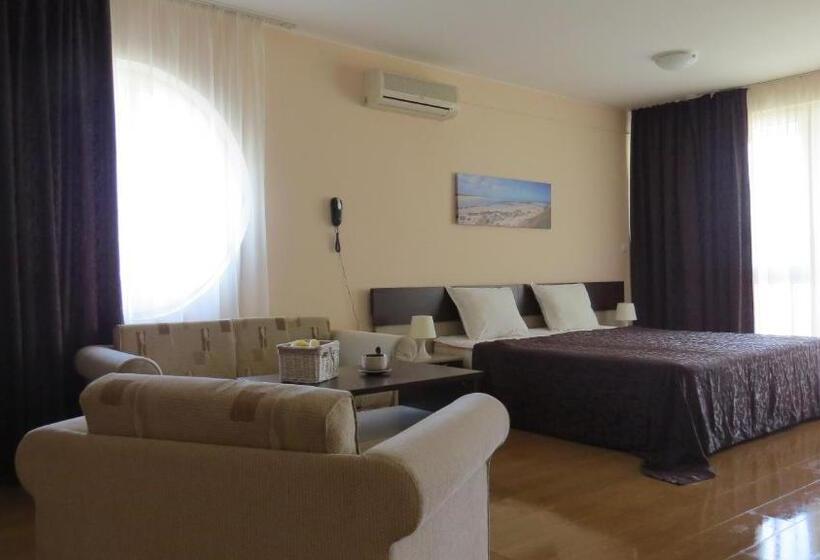 استودیوی استاندارد, Apart Hotel Vechna R
